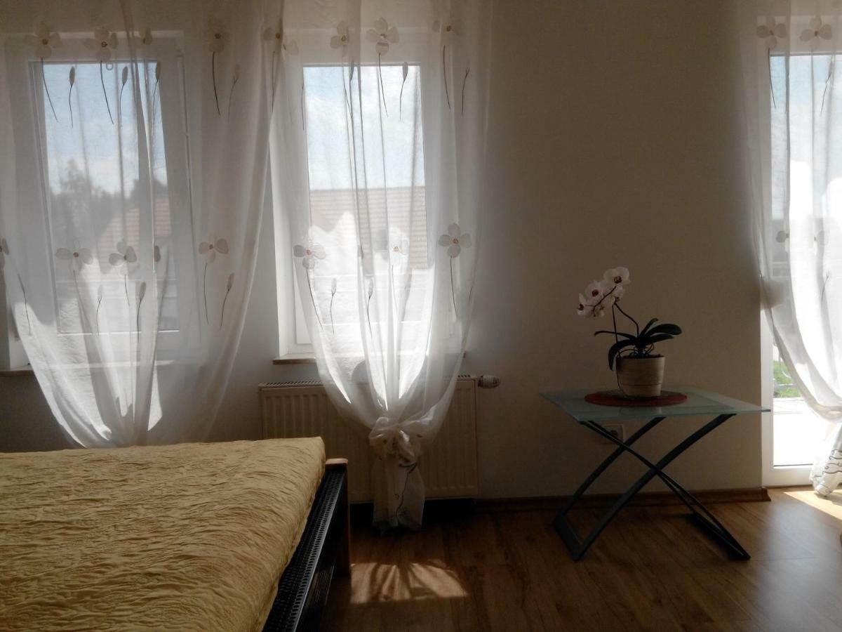 Dom Wczasowy Przystan Apartment Wegorzewo Exterior photo